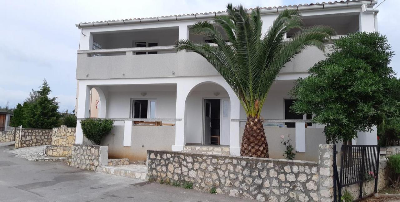 Apartment Antodo Marija Novalja